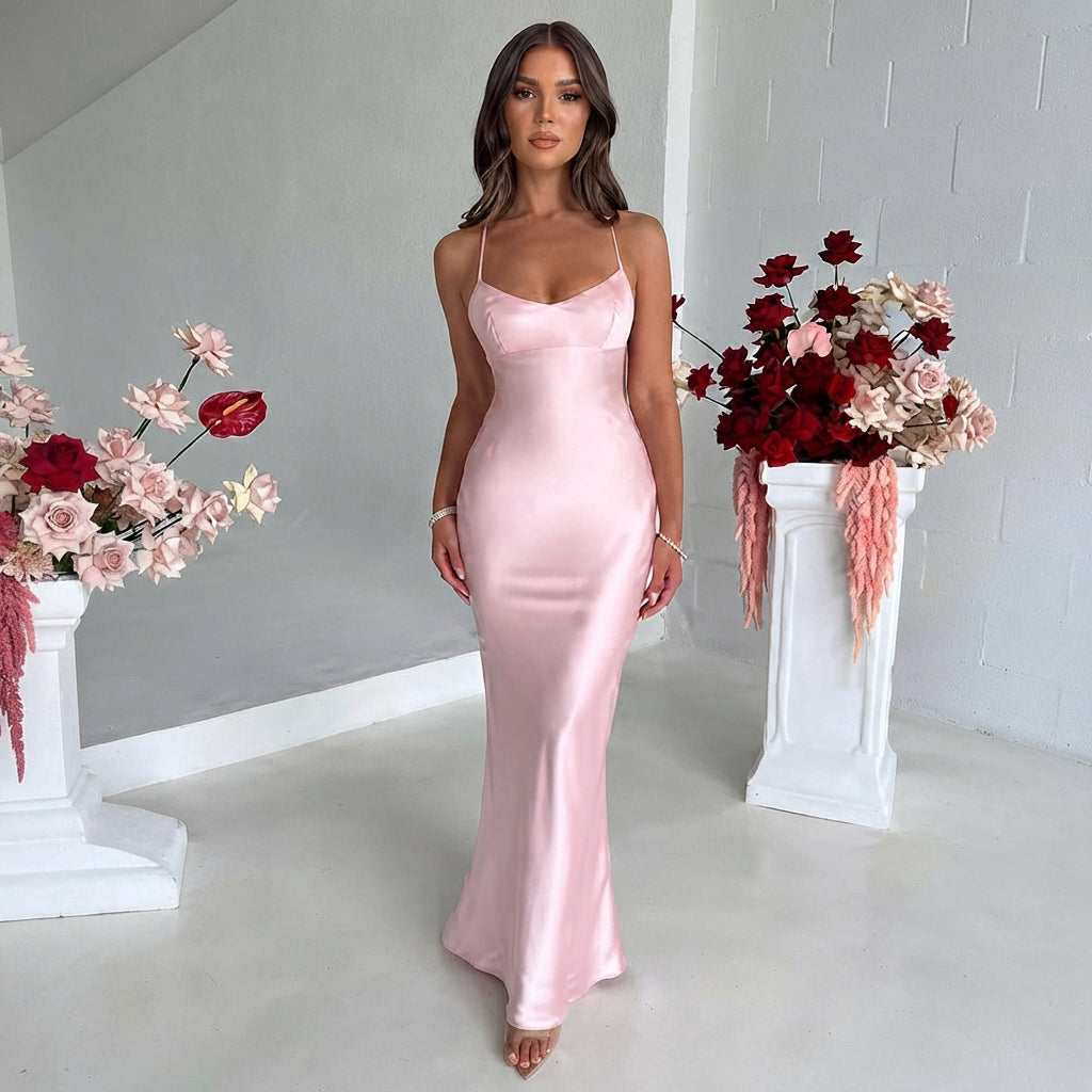 Melika - Lesklé Maxi Šaty Slim-Fit