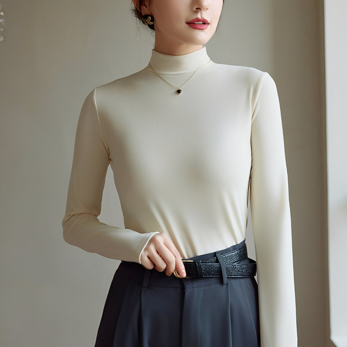 Antonette - Elegantní rolák