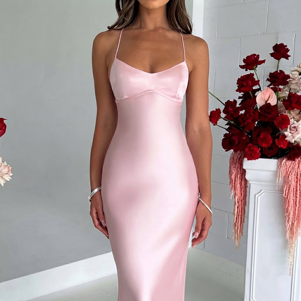 Melika - Lesklé Maxi Šaty Slim-Fit