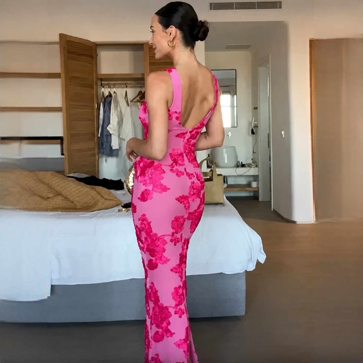 Genecia - Elegantní splývavé maxi šaty