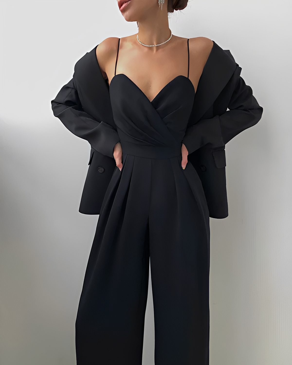 Rebecca - Elegantní a šik overal