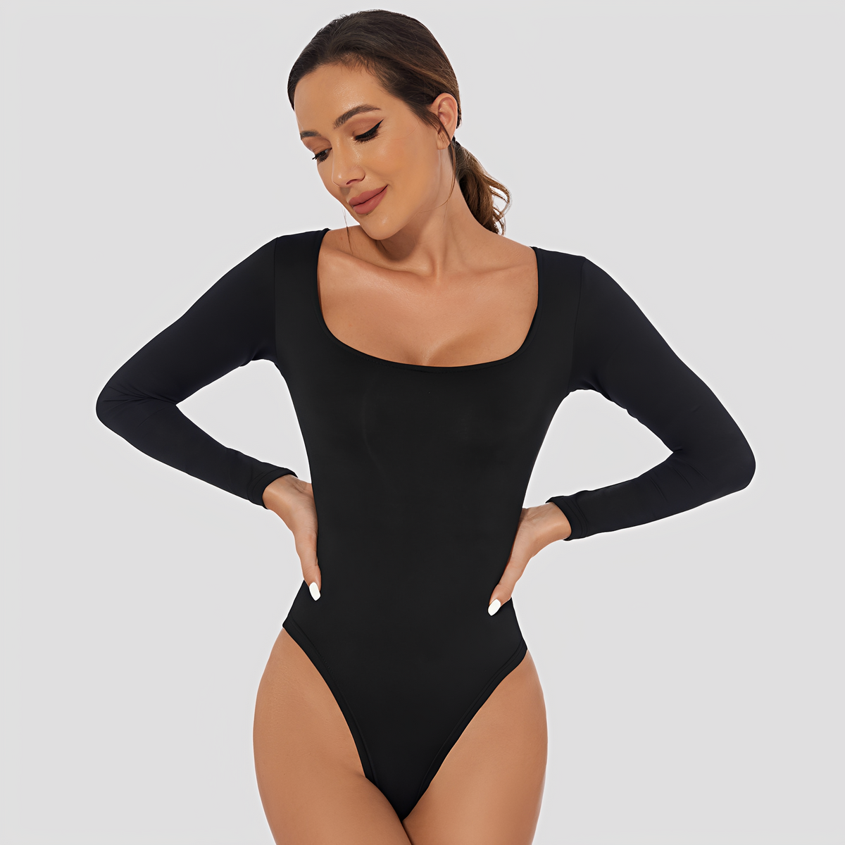 Jessica - Ležérní, jednoduchý tvarující styl