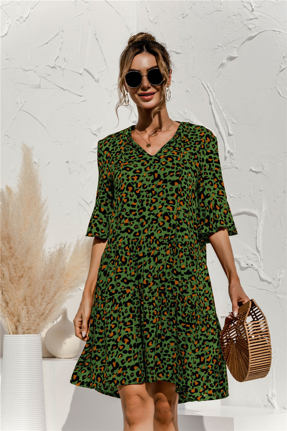 Liza - Stylové šaty s rozšířenými rukávy pro dámy