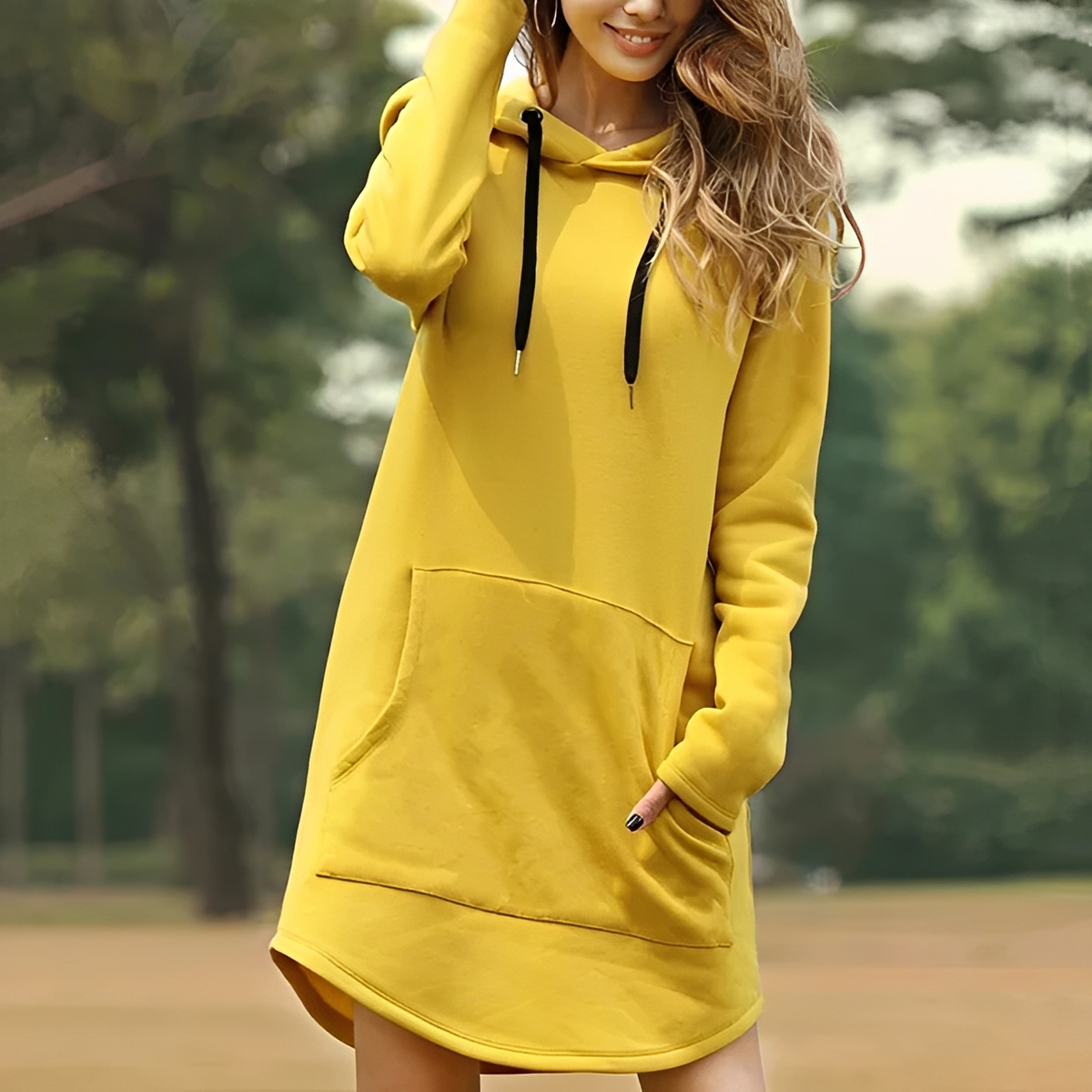 Juris - Elegantní minišaty s kapucí
