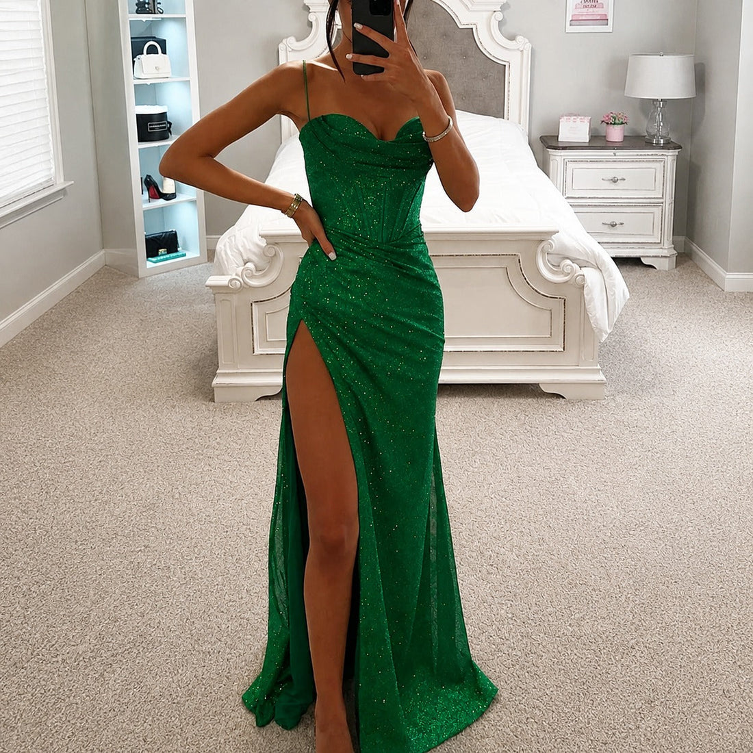 Alina - Elegantní korzetové šaty