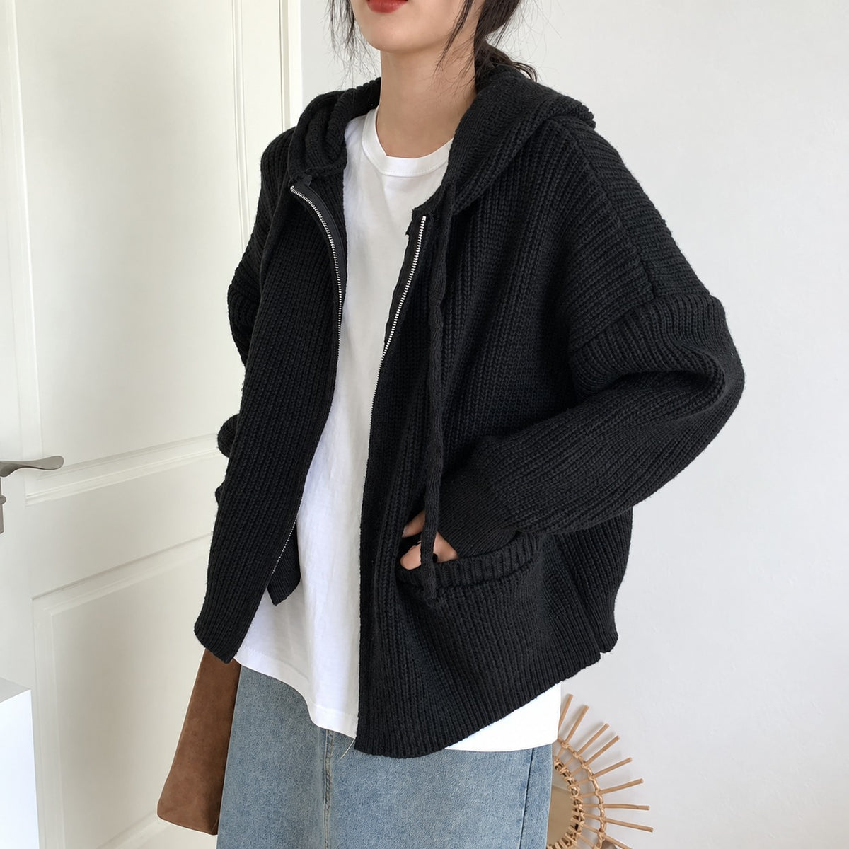 Dámský kapucí cardigan s zipem a volným oversized střihem