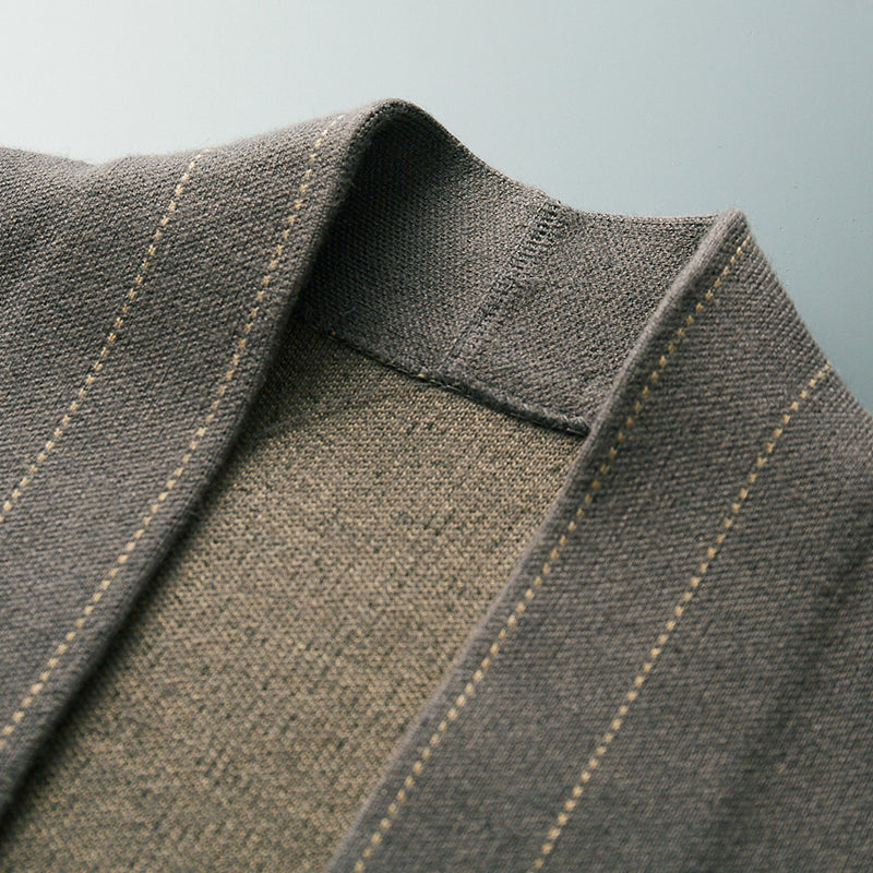 Pánský cardigan s knoflíkovou zapínáním a kontrastními švy - regular fit