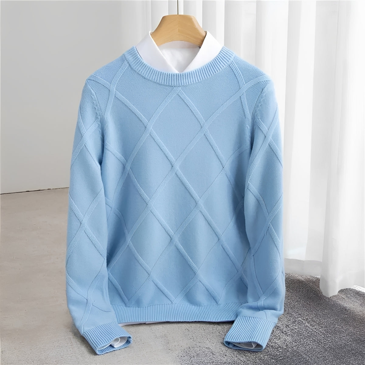 Pánský svetr s O-výstřihem a argyle vzorem