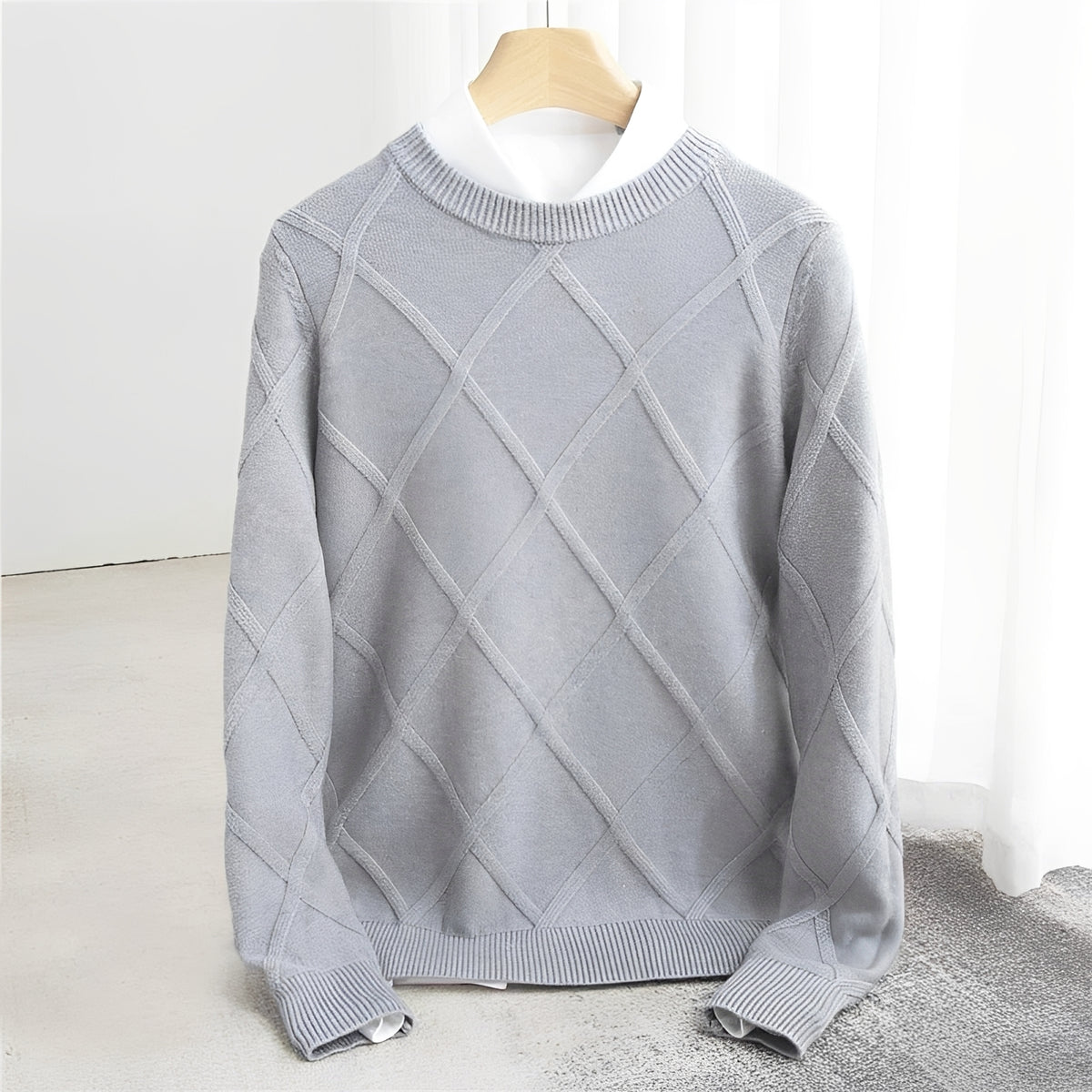 Pánský svetr s O-výstřihem a argyle vzorem