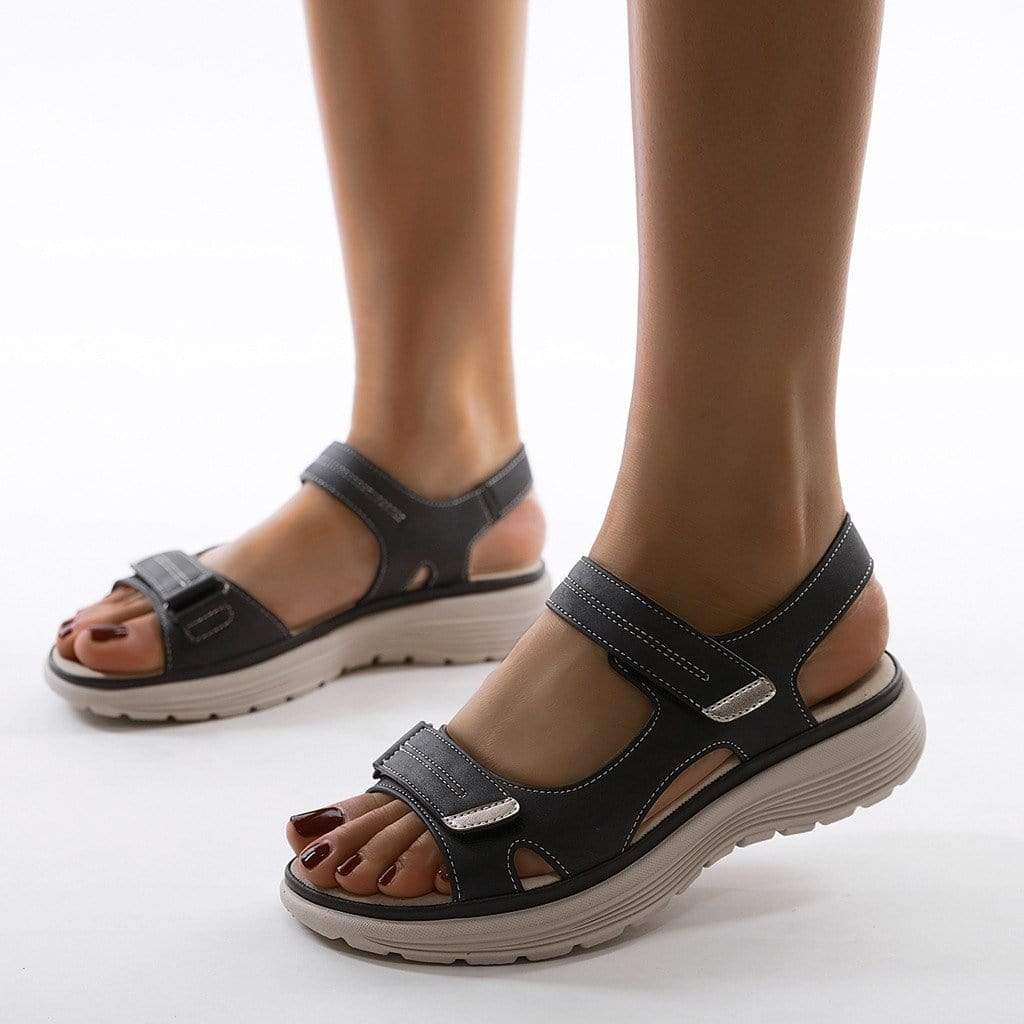 Crisha - Bequeme Sandalen s stylovým designem
